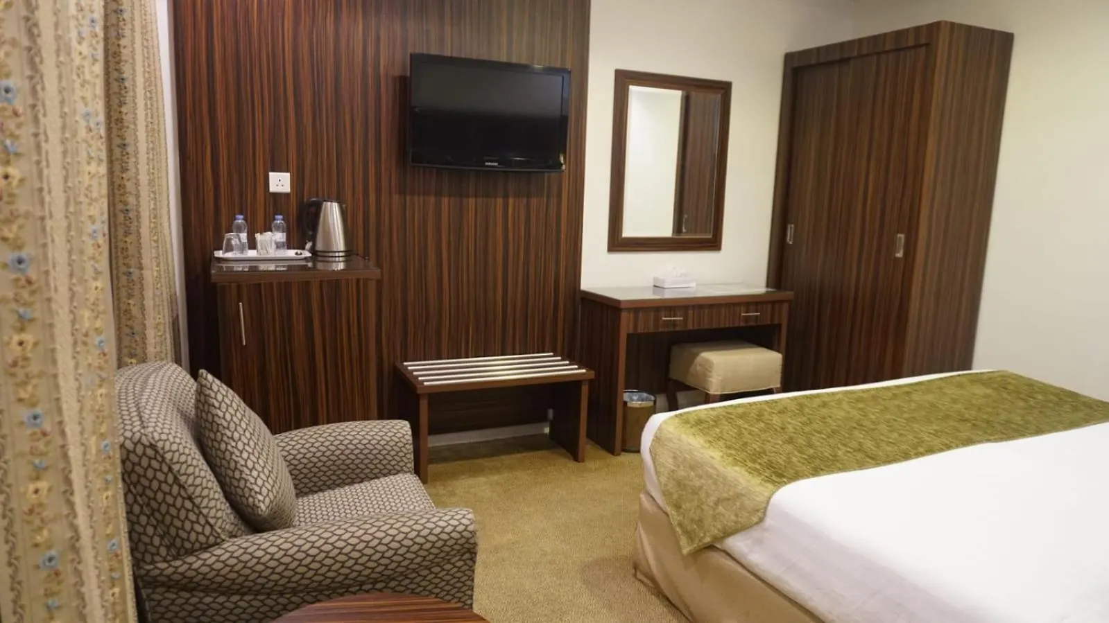 Awtad Elmasi Hotel Mecca 2*,