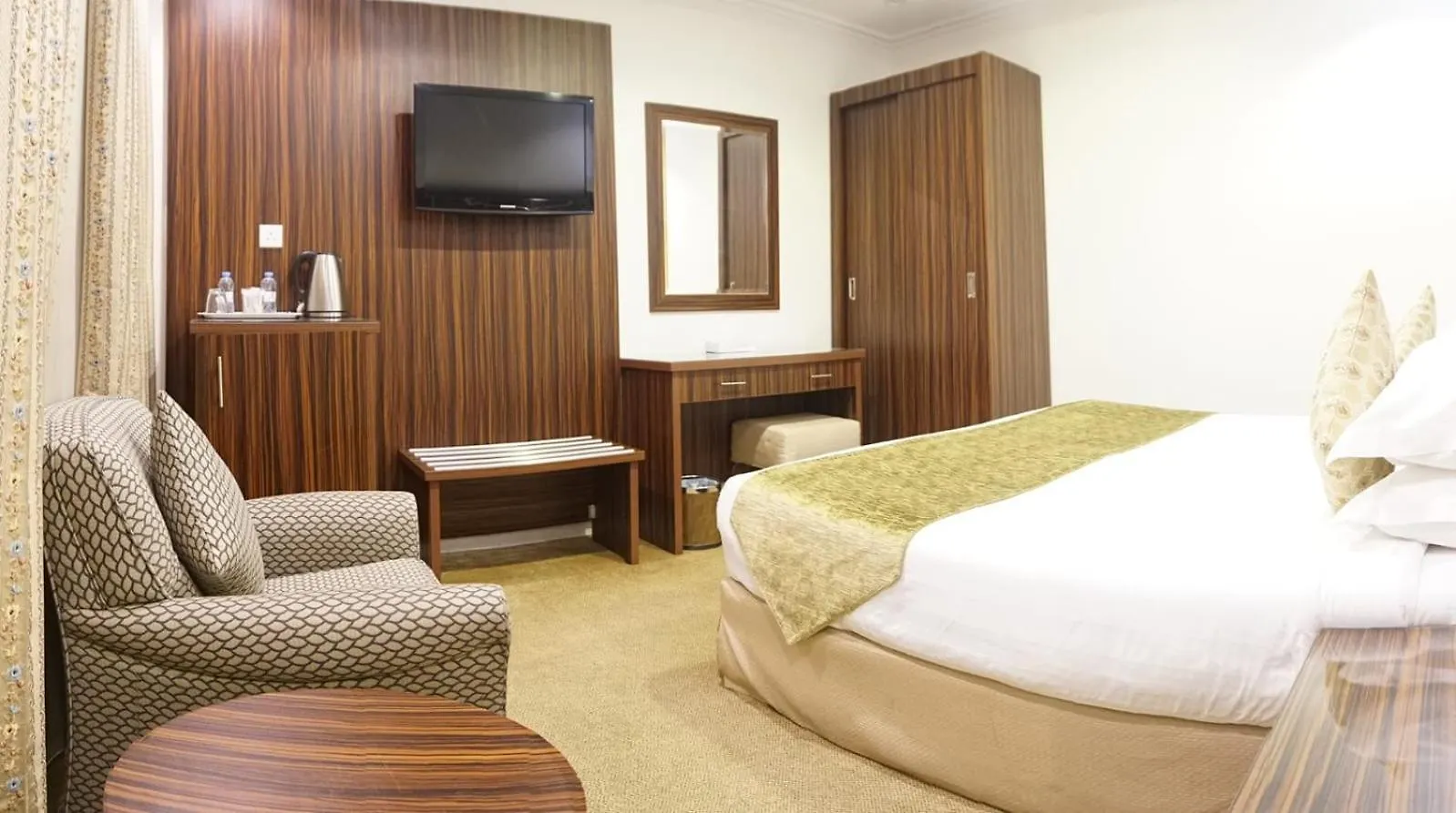 **  Awtad Elmasi Hotel Mecca Saudi Arabia